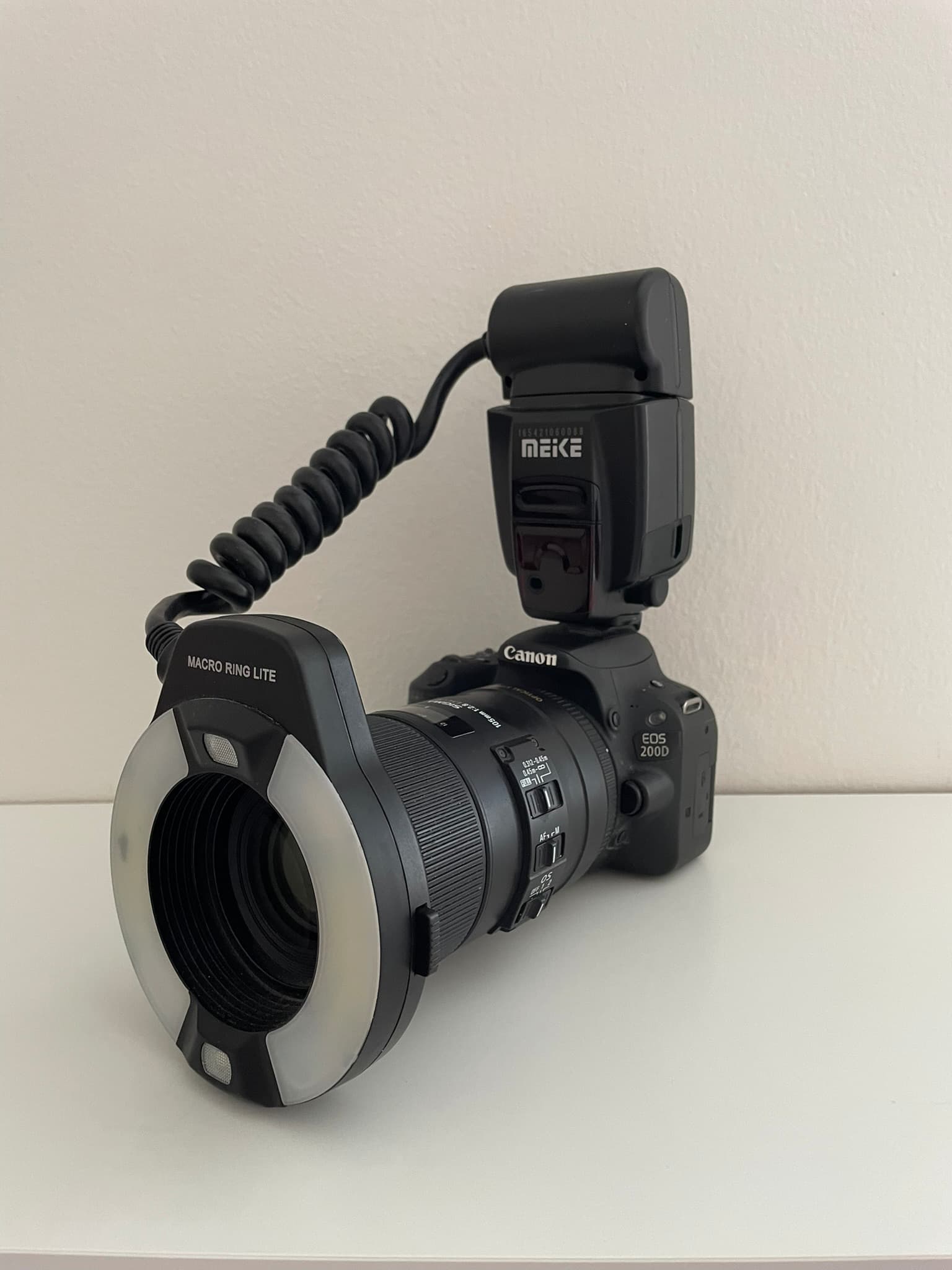 Canon_EOS_200D